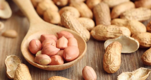 Peanuts contain 50% fat, why are they actually good for blood vessels?